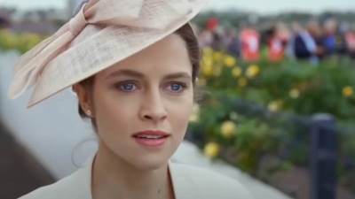  Poznata glumica (39) rodila 5. dijete kod kuće 