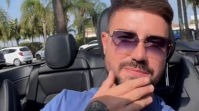  Muzičar pobijesnio na mrežama, objavio prepisku s pjevačem 