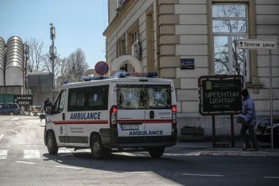  Mladiće opkolilo 10 nasilnika naoružanih palicama: Novi detalji tuče na Karaburmi, poznato stanje po 