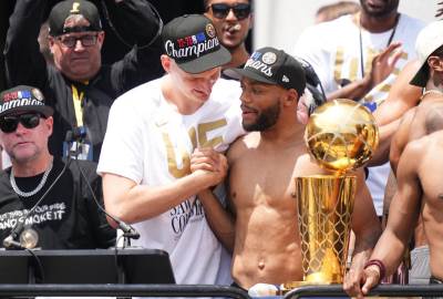  "Mnogi su dijeili svlačionicu sa Jokićem, ali niko to neće reći": Brus Braun otkrio šta Nikola često 