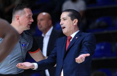  Crvena zvezda bez trenera ide u Istanbul? 