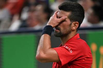 Povrijeđeni Novak ostao bez finala u Šangaju   Povrijeđeni Novak ostao bez finala u Šangaju