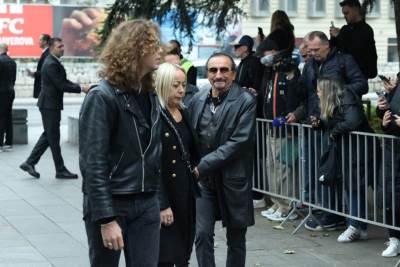  Željko Bebek djevojka  