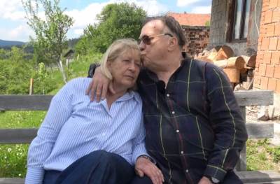  Otkriveno zašto Halidova supruga nije bila na sahrani: Hitna pomoć dežura zbog Sejde, stanje joj se  