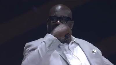  Šekil O'Nil sjeo pored Đokovića, pa ispričao što niko ne zna 