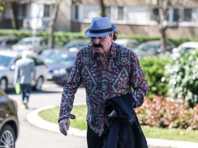  "On je ženskaroš, ljuta sam na njega":46 godina mlađa pjevačica se viđala sa Harisom Džinovićem, izn 