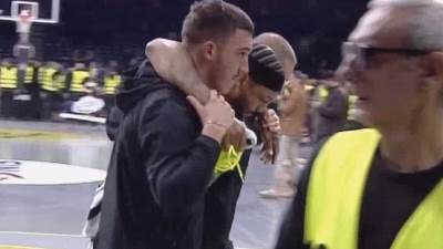  Evo kako se povrijedio Karlik Džouns 