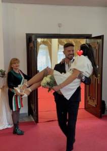  Poznato čime se bavi supruga MC Stojana: Šuškalo se da se oženio zbog papira, isplivali detalji vjen 