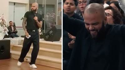  Dani Alves postao sveštenik 