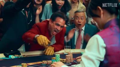  Gledaoci Netfliksa oduševljeni novim trilerom "Ballad of a small player": Kolin Farel briljira u ulo 