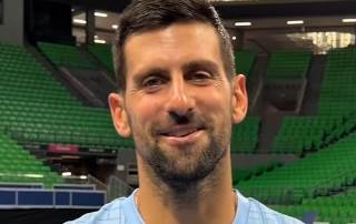  Šmekerski potez Novaka Đokovića: Navijači Panatinaikosa mu zviždali, on poslao poruku "mira" 