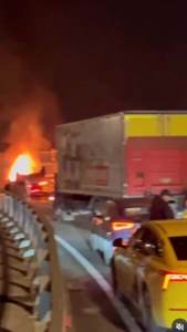  Biznismen iz Rusije izgoreo u svom lamborginiju: Jeziva nesreća u Moskvi (Foto) 