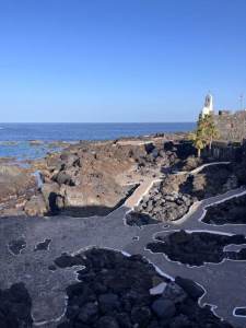  Više osoba poginulo nako što su ogromni talasi pogodili obalu: Tragedija na popularnoj evropskoj des 