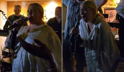  Trudna Milica Todorović napravila lom na privatnom slavlju: Stomačić u prvom planu, a svi vrište oko 