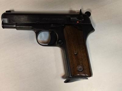  Podgorica: Uhapšen osumnjičeni za nasilje u porodici, od njega oduzet pištolj 