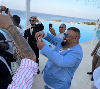  Za punoljetstvo "ferari", sinovima na svadbi pjevali Lukas i Brena 