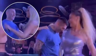  Karleuša lupila šamar nepoznatom muškarcu: Osvanuo snimak na mrežama, nije znao šta ga je snašlo 