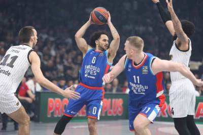  Šejn Larkin operisan 