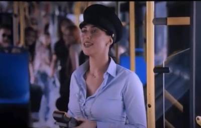  Isplivala scena iz nove "Žikine dinastije": Mahrina u autobusu sa Žikom i Milanom, a evo koga glumi  