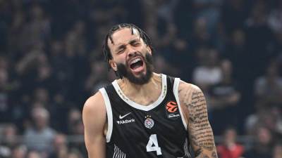 Dvejn Vašington napušta Partizan 