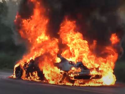  Dečak (5) zapalio automobil vrijedan 30.000 eura: Ovo se dogodilo na bizaran način, mnogi nisu povje 