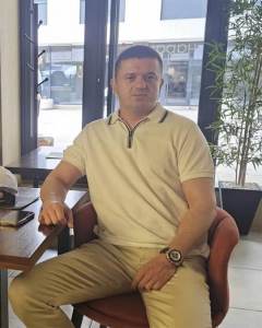  Novi dečko Jovane Jeremić  