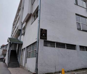  Beranac koji je osumnjičen za uznemiravanje maloljetnice ostaje u pritvoru  