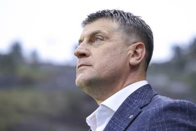  Da li Vladan Milojević ostaje trener Zvezde? 