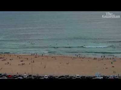  Surf kamera zabilježila početak masakra u Sidneju: Novi snimak sa plaže smrti u Australiji, ubijeno  
