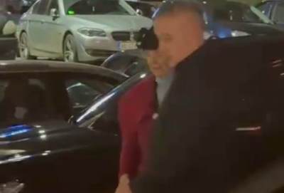  Šok scene s proslave punoljetstva u Meljaku: Lepa Lukić stigla kod Ere Ojdanića, povela i obezbeđenj 