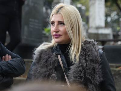  Jovana Tipšin  tvrdi da je telefonom usnimila duh pokojne majke 