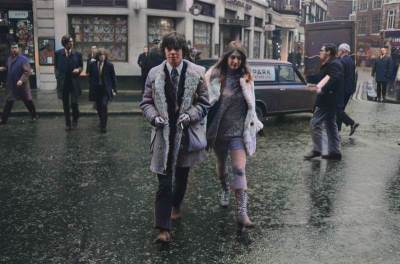  Gitarista Rolling Stones ušmrkao pepeo rođenog oca sa kokainom 