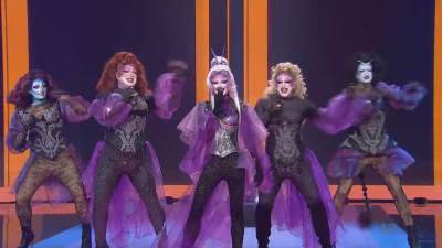  Ivana Krunić sa Harem Girls na PZE  