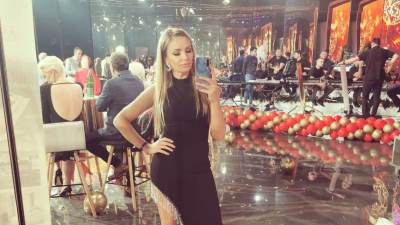  "Uhvatio me za kosu i vikao - takve kao ti plaćam 50 €": Gost nasrnuo na pjevačicu, otkriveni detalj 