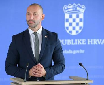  Screenshot 2025-12-27 091425.jpg 