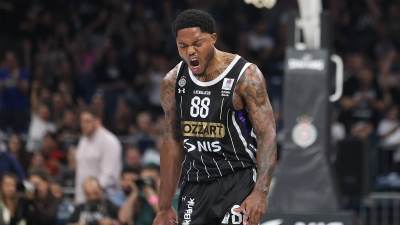  Tajrik Džouns objavio misterioznu poruku 