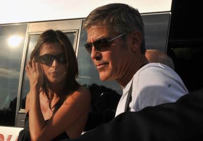  Ko je ljepotica zbog koje Džordž Kluni ne podnosi Marka Jarića? Srbin mu "skinuo" djevojku, a htio d 