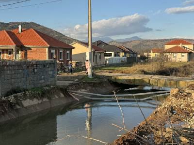  Neće rušiti ni stadion ni reflektor, izmjestiće kanal Mareze 