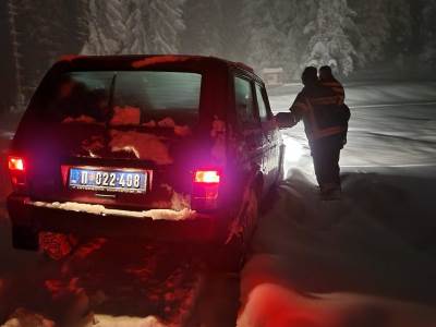 Majka i dijete se izgubili na Fruškoj gori: Drama na planini, nestali tokom šetnje po snijegu (Foto) 