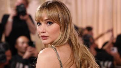  Haljina sa Zlatnog globusa zasijenila dodjelu nagrada: "Neka joj neko kaže da nema više 25" 