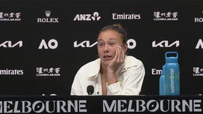  Prekinuta konferencija Ruskinje koja igra pod zastavom SAD 