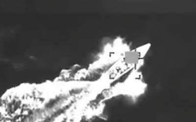  Američke snage pogodile plovilo povezano s drogom, poginule dvije osobe 