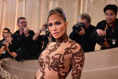  Ovo su skandalozni zahtjevi Dženifer Lopez: Nema gledanja u oči, otkaz ako kolač nije dovoljno zagri 