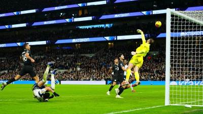  Gol sezone ostavio Pepa Gvardiolu bez teksta - i titule? Magija Dominika Solankea mogla bi da riješi 