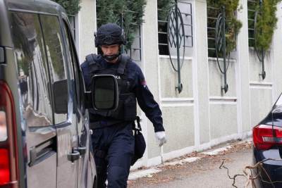  Oglasile se Čoline komšije nakon što je bačena bomba na njegovu vilu 