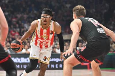  ZVEZDA POSLE ROVOVSKE BITKE PALA U PIREJU: Olimpijakos slavio u neizvesnoj završnici 