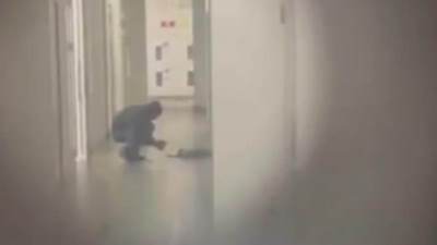  Krvlju nacrtao kukasti krst, pa podijelio snimak 