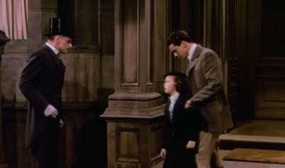  Ko je dečja glumica koju su ljudi čupali na ulici i tražili od Vatikana jezivu stvar 