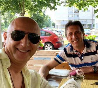  Raskrinkao kolege, pa otkrio skandal s pjevačicom: "Nju sam izbacio iz studija, krv mi je popila" 