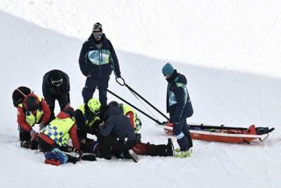  Jeziva scena na ZOI: Kineskinja teško pala, iznesena sa staze i hitno zbrinuta 